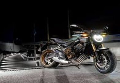 No need for clutch anymore! Honda’s CB650R E-Clutch technology makes riding even easier