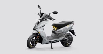 Ather Updates Battery Packs for Rizta 450S and 450X Now Offering Better Range and Faster Charging Ather Updates Battery Packs for Rizta 450S and 450X Now Offering Better Range and Faster Charging