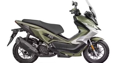 Hero Xoom 160 VX Set to Launch Soon Affordable New Variant and Sporty Combat Edition Could Shake Up the Premium Scooter Segment