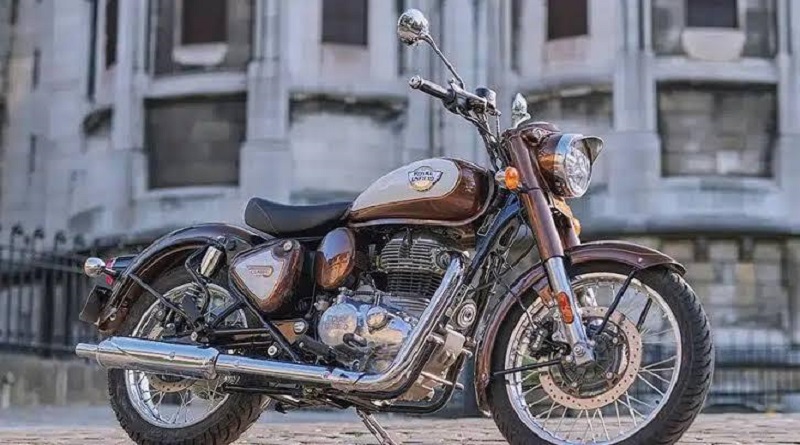 Triumph Bonneville 400 India Launch Before Festive Season, 349cc Engine and Premium Features to Challenge Classic 350