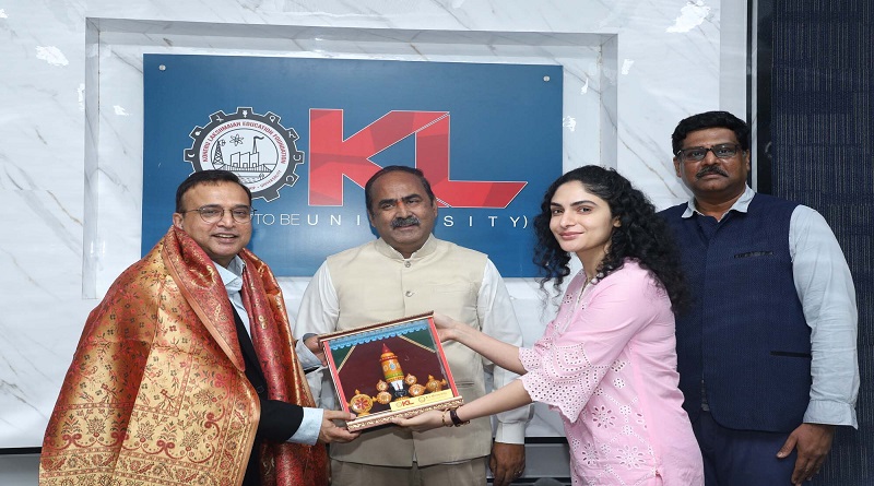 KL University Collaborates with Salesforce to Establish Tableau Lab and Build AI-Ready Analytics Talent KL University Collaborates with Salesforce to Establish Tableau Lab and Build AI-Ready Analytics Talent